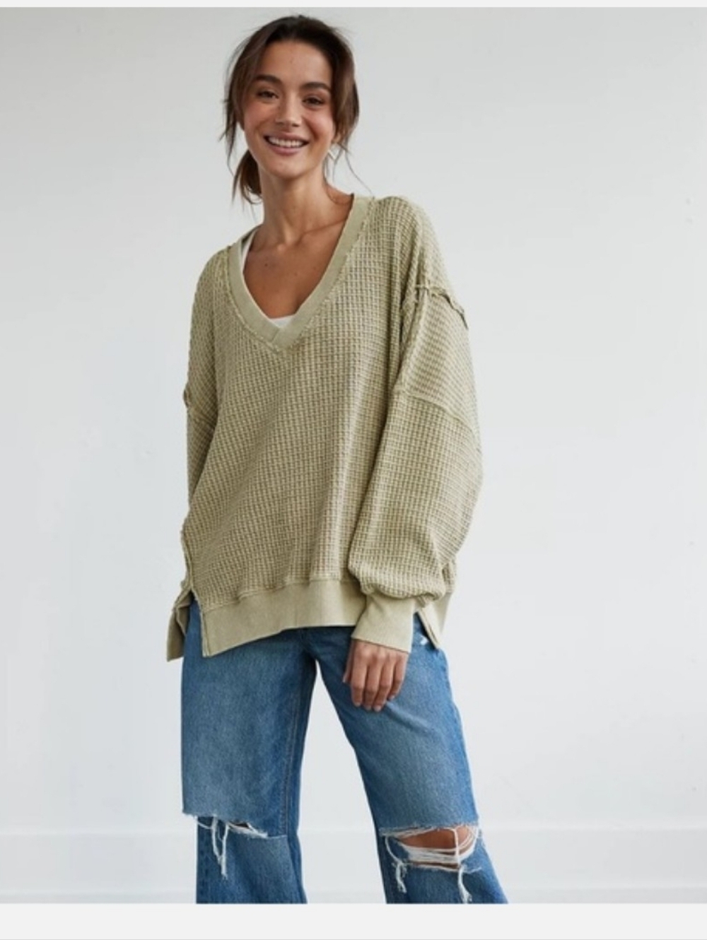 Relaxed V-Neck Waffle American Eagle Sweater - Sage